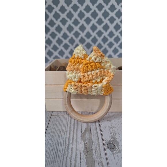 Wooden teething rings - hand made crochet - Picture 5 of 6